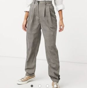 NWT ASOS pleated plaid trousers